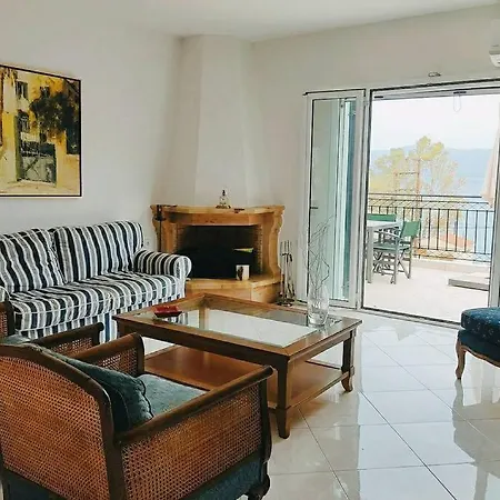 Peggy's Lux Apartment *